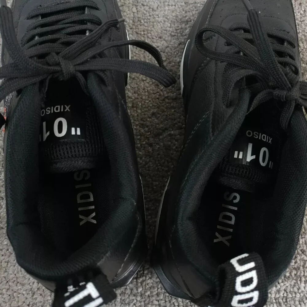Xidiso Mens 39 EU Running Shoes Low Top Trainers Black Sneakers Lace Up 6.5-7 US
